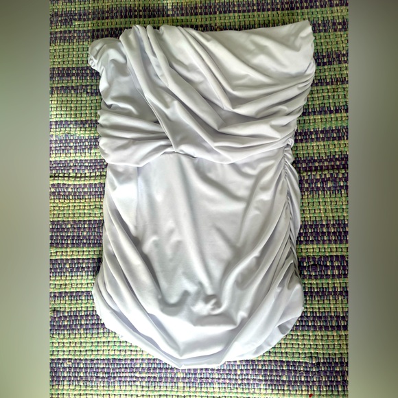 julian chang Tops - Julian Chang White Tube Top Kika M strapless